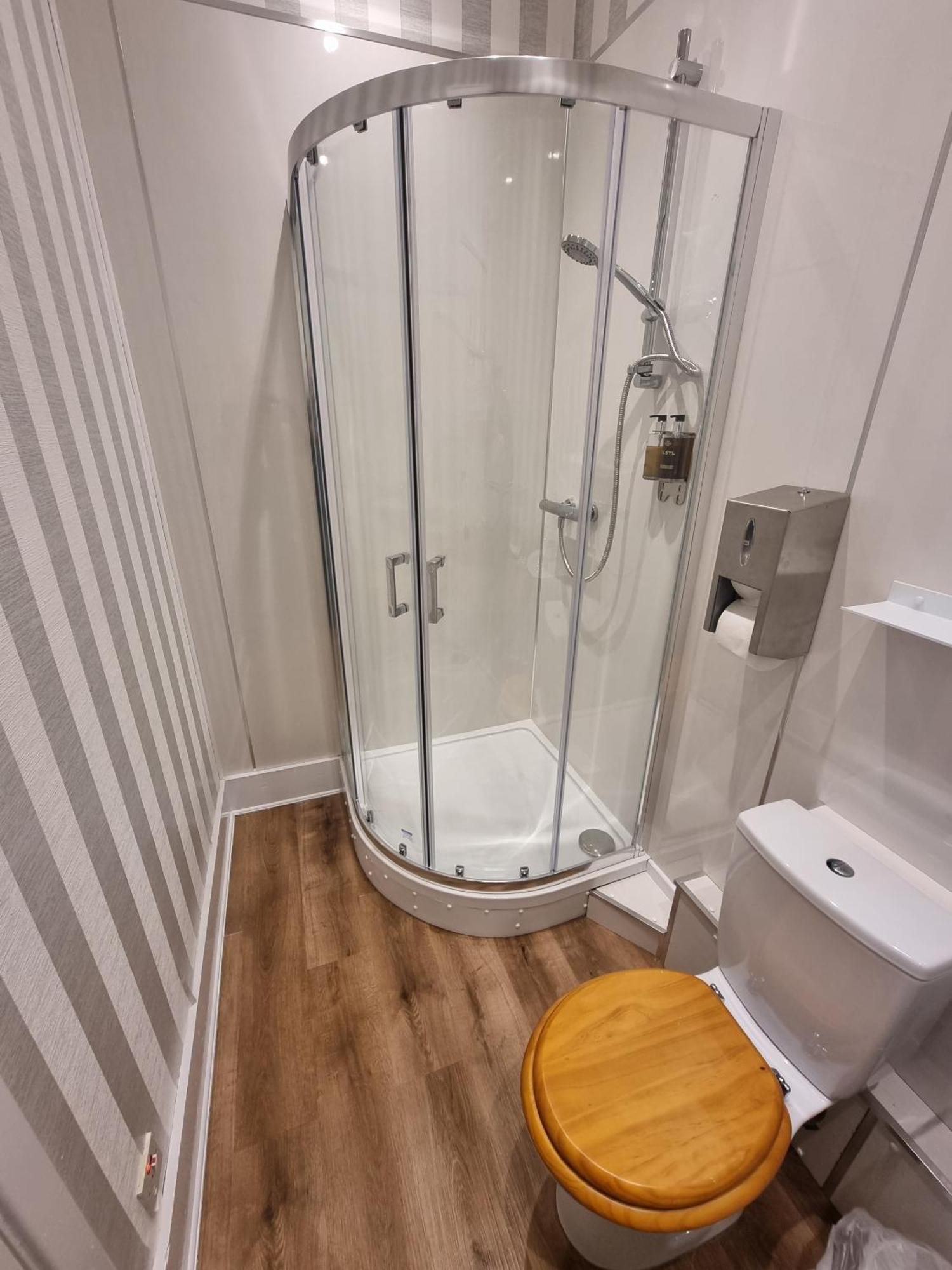 פורט ויליאם Roy Bridge Hotel מראה חיצוני תמונה