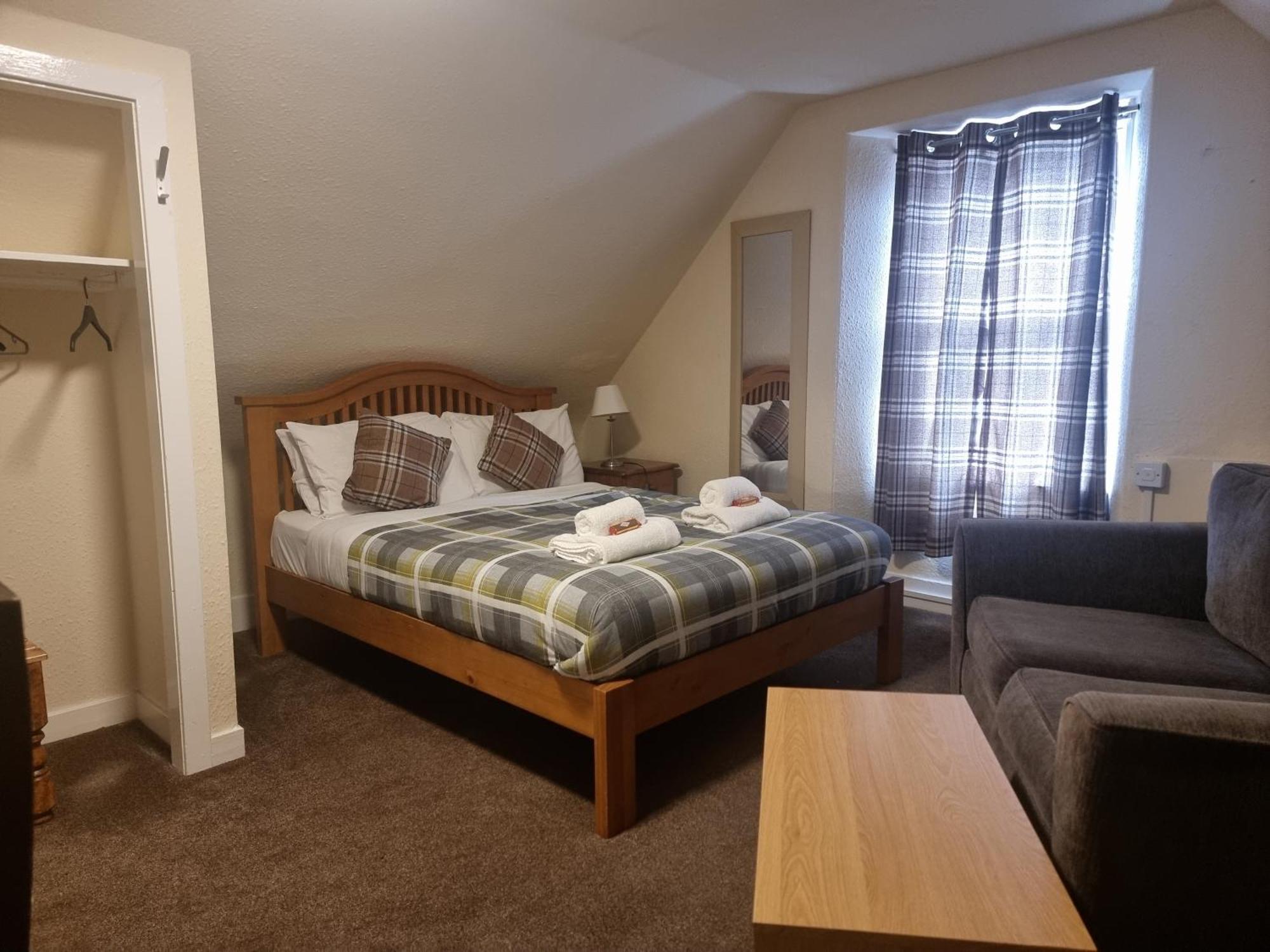 פורט ויליאם Roy Bridge Hotel מראה חיצוני תמונה